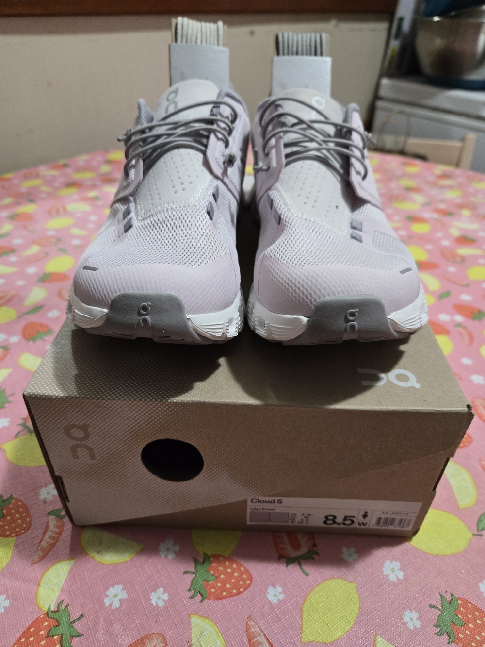 On Cloud 5 Running Women's Sneakers Lily Frost Size 8.5